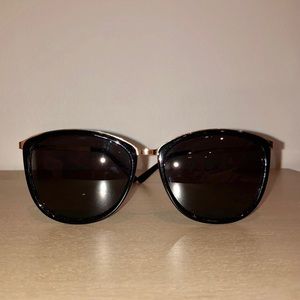 Old Navy black sunglasses